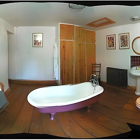 Bed & Breakfast Temple 4*